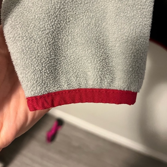 Columbia Fleece Pull over - Picture 8 of 11